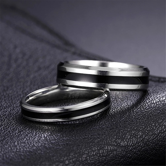 Black White Enamel Coated Ring Wedding Band - Picture 4 of 16